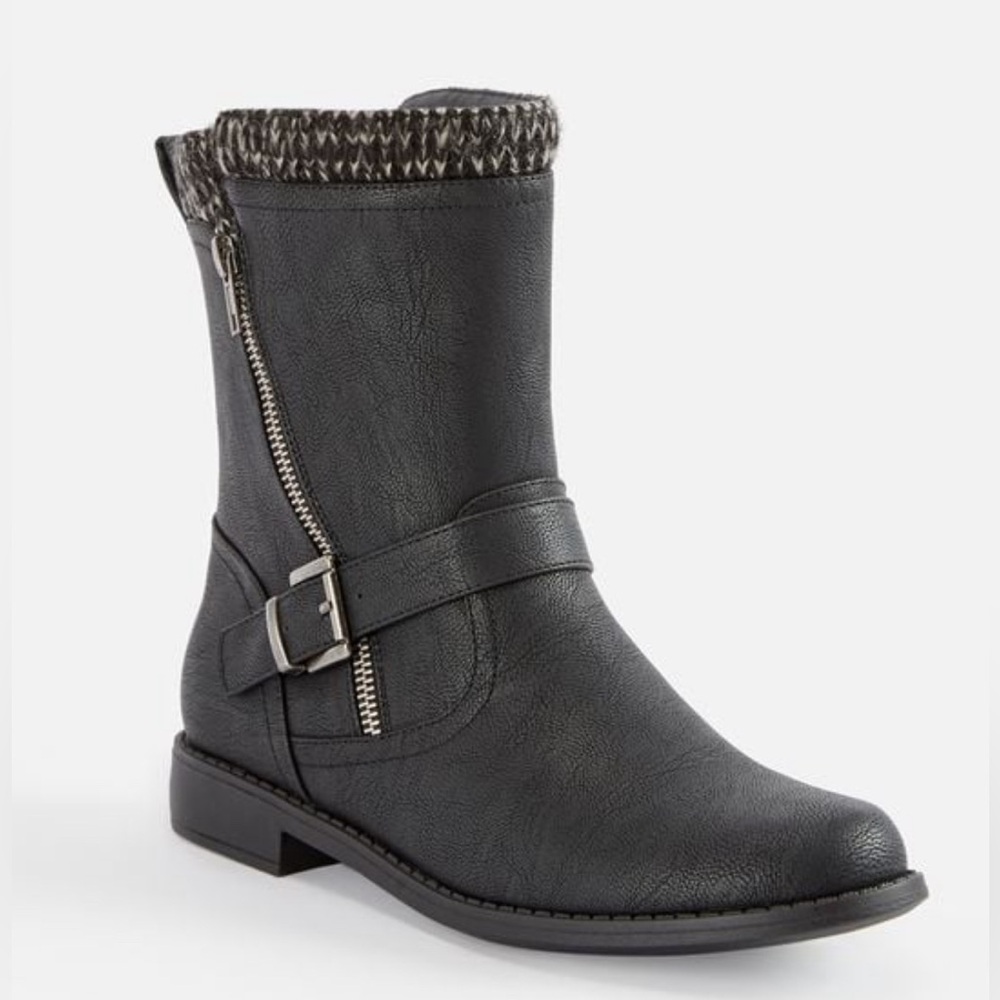 Sweater Cuff Buckle Boot